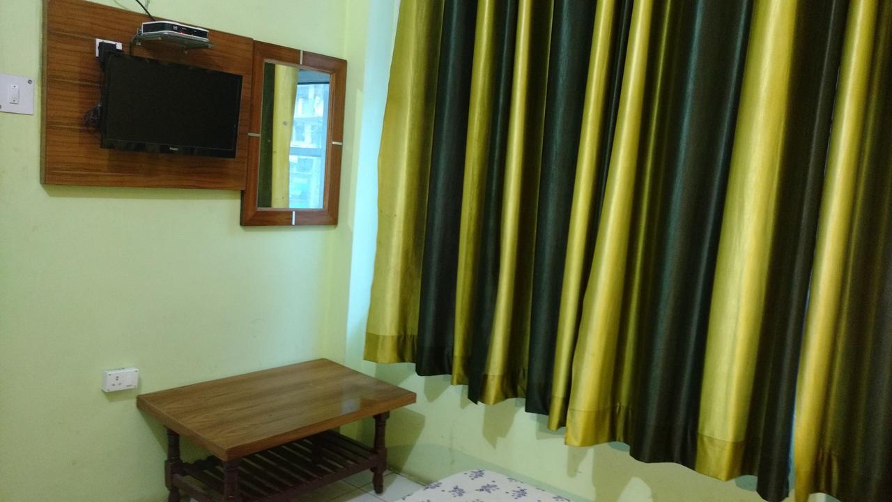Hotel Brahma Kamal Joshīmath Екстериор снимка