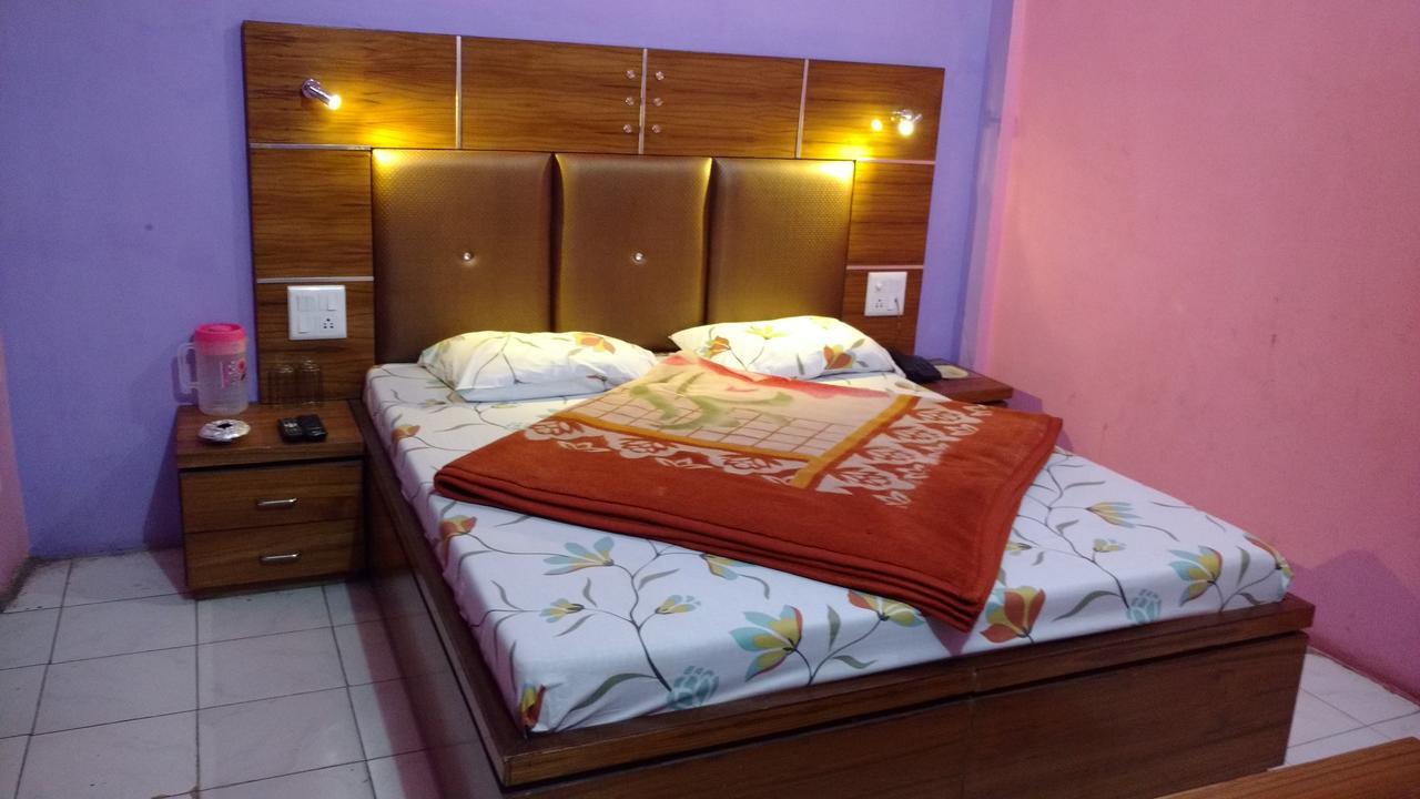 Hotel Brahma Kamal Joshīmath Екстериор снимка