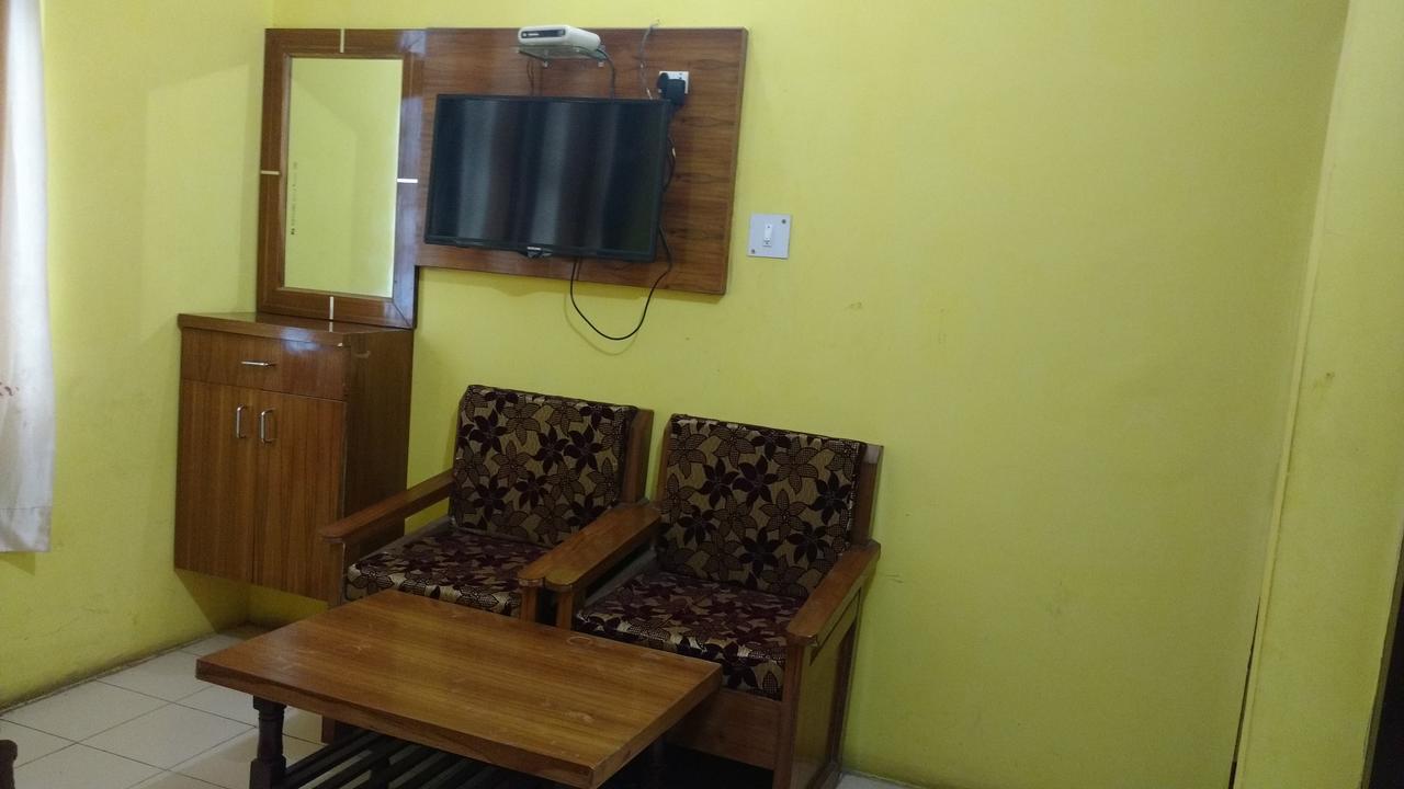 Hotel Brahma Kamal Joshīmath Екстериор снимка