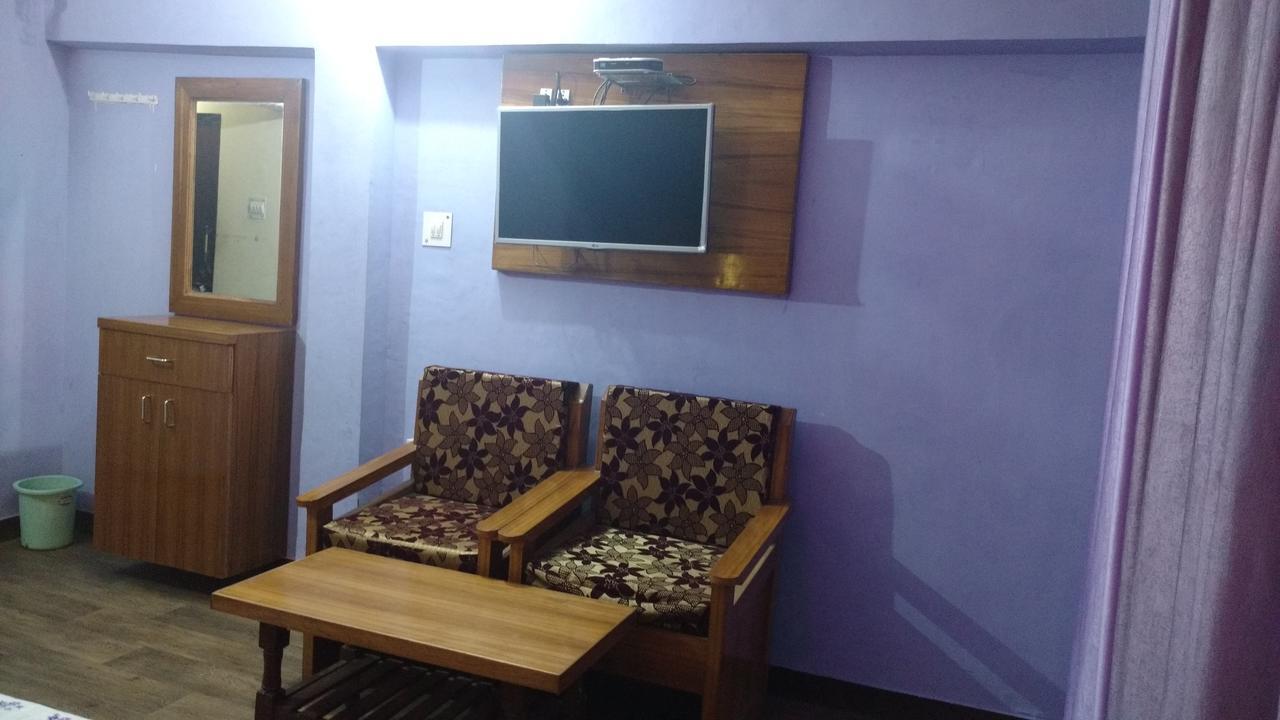 Hotel Brahma Kamal Joshīmath Екстериор снимка