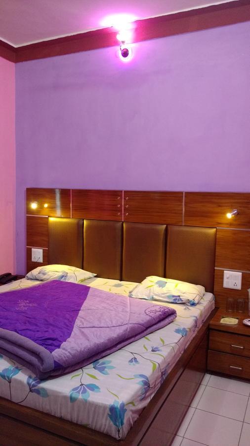 Hotel Brahma Kamal Joshīmath Екстериор снимка