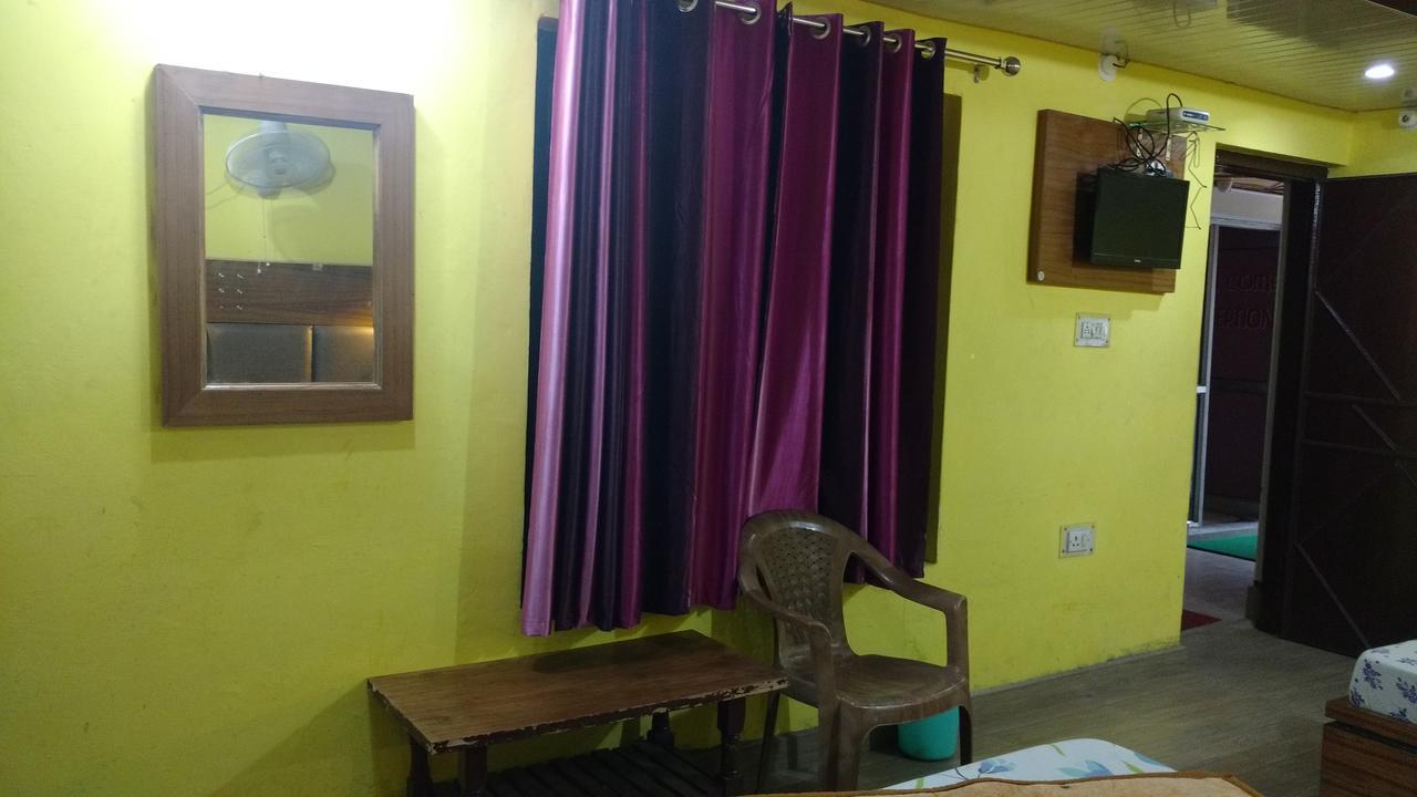 Hotel Brahma Kamal Joshīmath Екстериор снимка